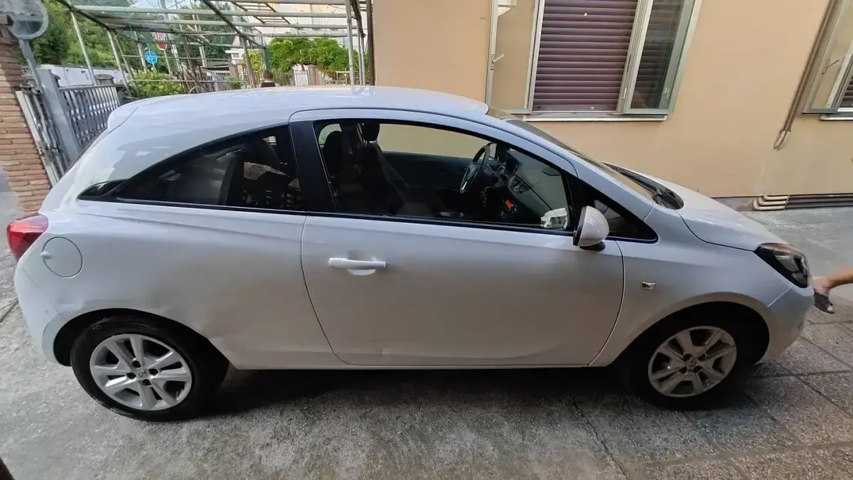 Usata Opel Corsa 69 CV (50 kW) 2015 Bianco Utilitaria