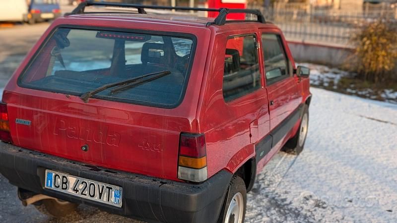 Usata Fiat Panda 4x4 54 CV (39 kW) 2002 Marrone Utilitaria