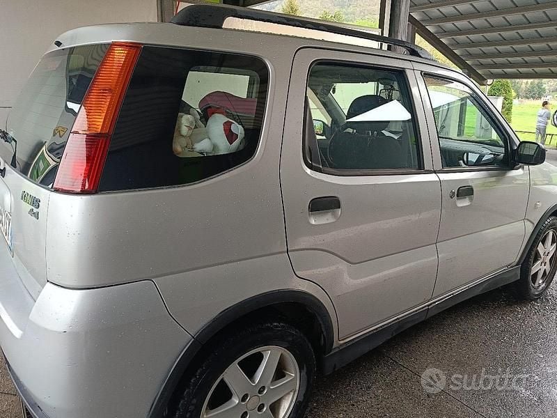 Usata Suzuki Ignis 2004 Grigio Utilitaria