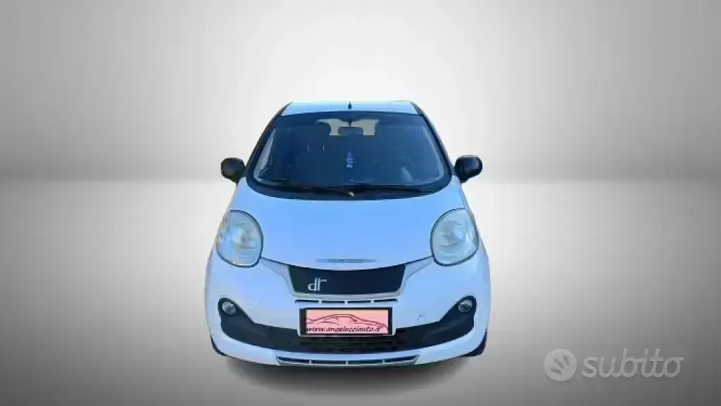 Usata DR Zero 69 CV (50 kW) 2015 Bianco Utilitaria