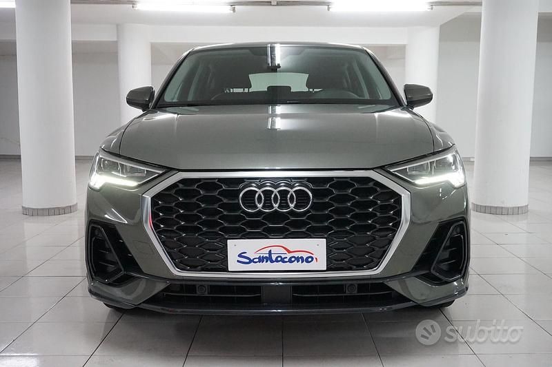 Begagnad Audi Q3 Business Plus 150 HK (110 kW) 2022 Grå SUV