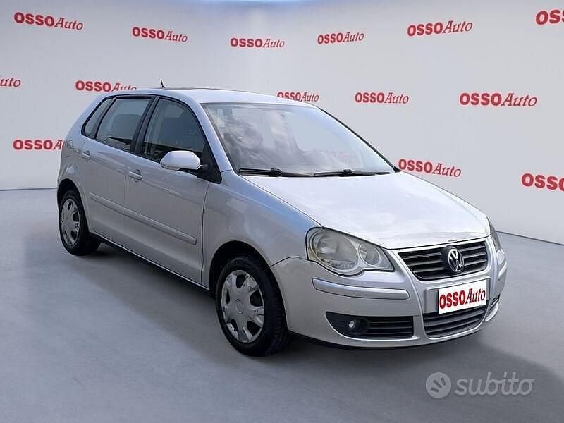 Usata VW Polo 69 CV (50 kW) 2007 Grigio Utilitaria