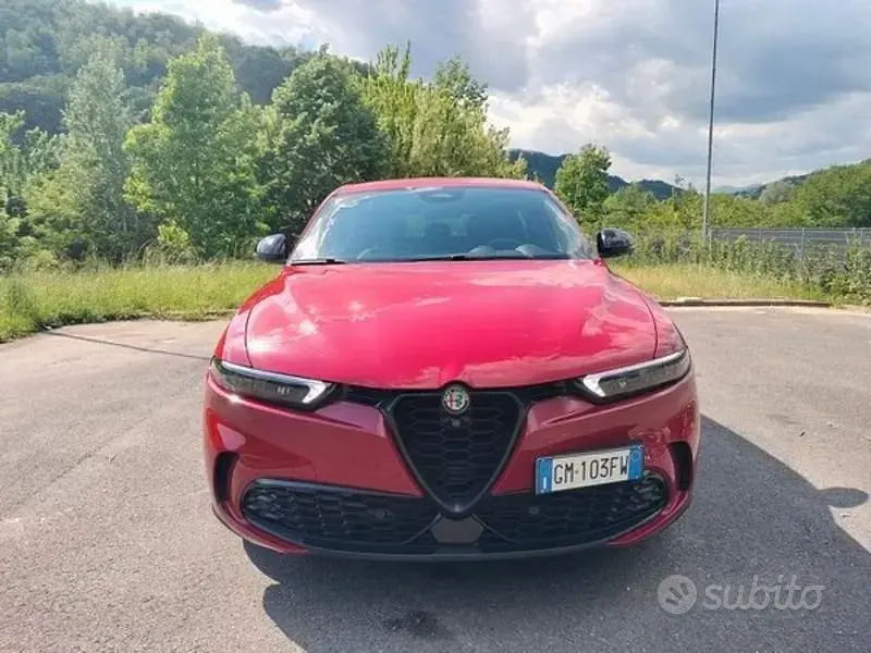 Usata Alfa Romeo Tonale Sprint 131 CV (96 kW) 2023 Rosso SUV