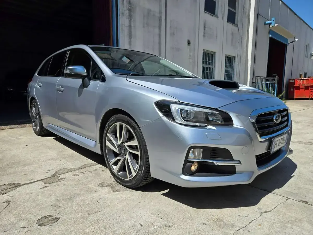 Usata Subaru Levorg Sport 170 CV (125 kW) 2016 Argento Station wagon