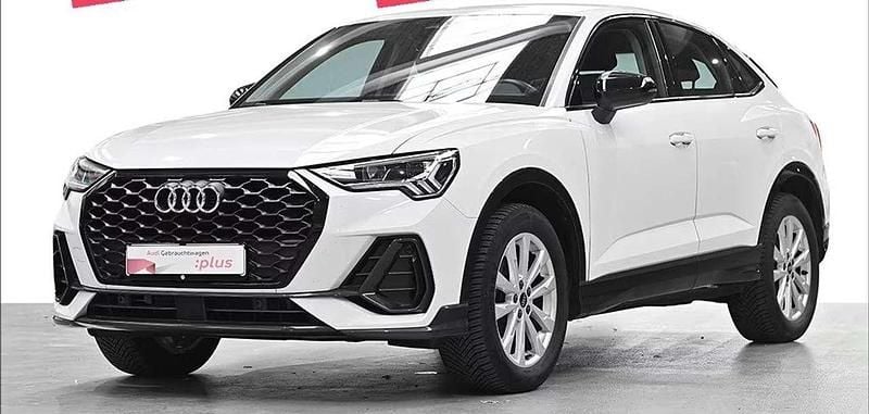 Bianco Usata 2024 Audi Q3 Sportback Ambiente SUV | 33.500 € (Super prezzo) - Immagine 1/4