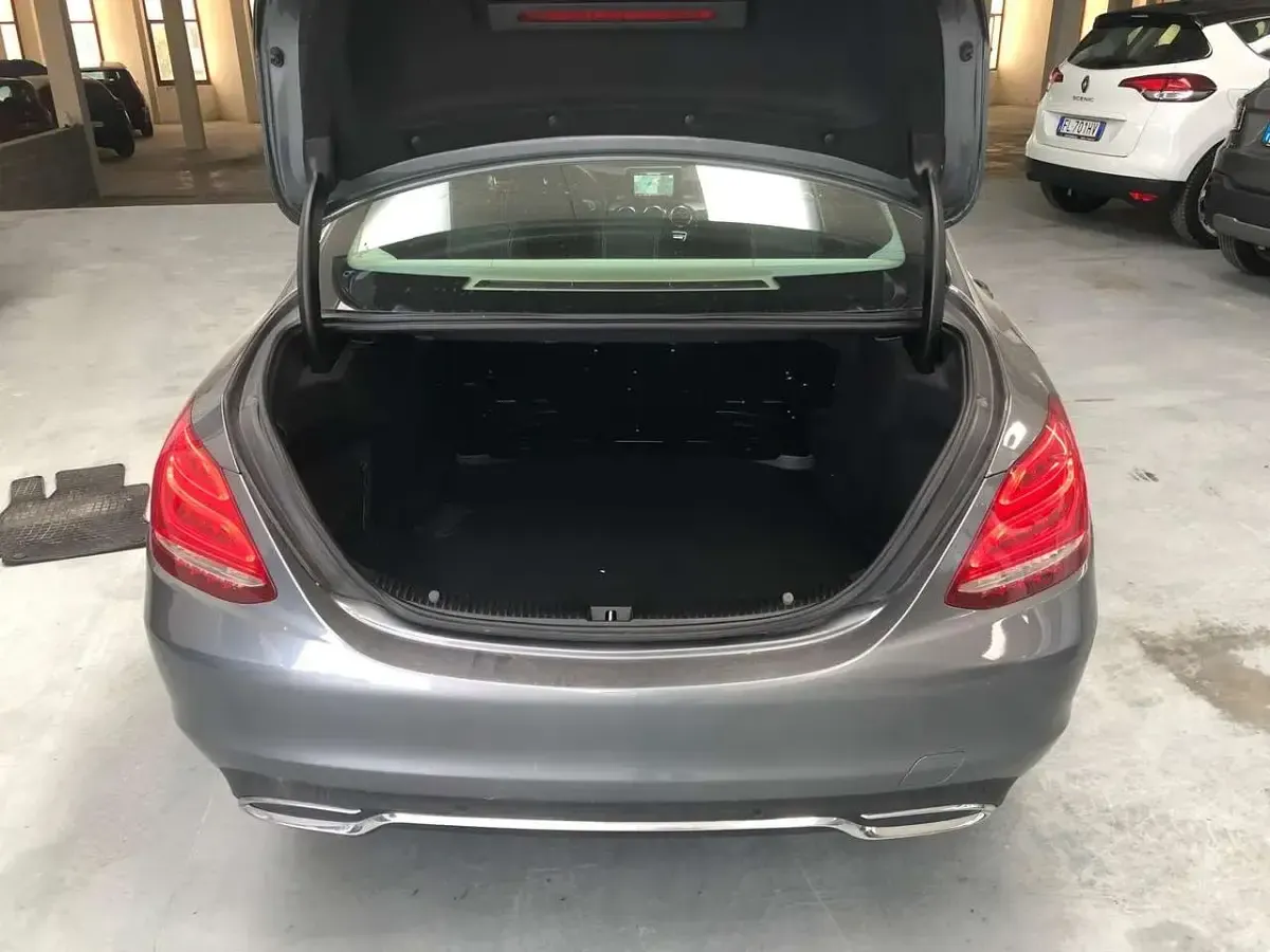 Usata Mercedes C200 Premium 136 CV (100 kW) 2017 Grigio Berlina