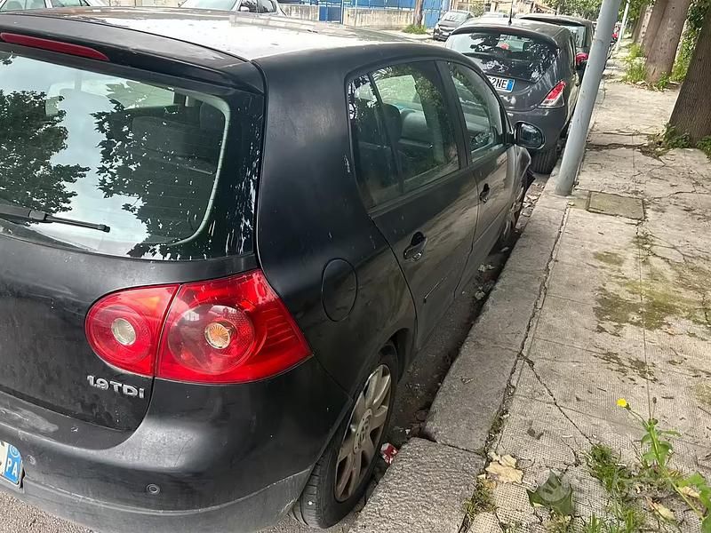 Usata VW Golf IV 2005 Nero Utilitaria