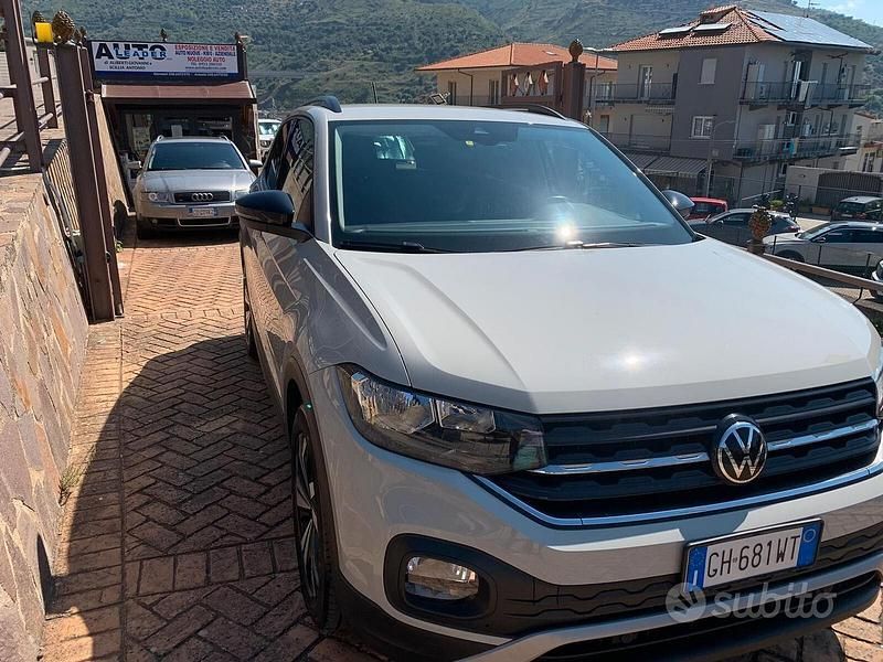 Usata VW T-Cross Style 110 CV (80 kW) 2022 Beige SUV