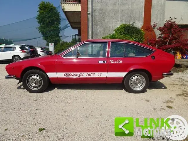 Usata Alfa Romeo Alfetta GT/GTV 108 CV (79 kW) 1978 Rosso Coupé