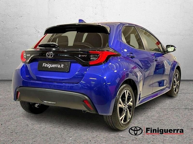 Nuova Toyota Yaris Hybrid Trend 116 CV (85 kW) 2026 Blu/azzurro Utilitaria