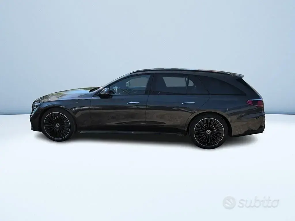 Nuova Mercedes E220 AMG Line Premium 197 CV (144 kW) 2026 Grigio Station wagon