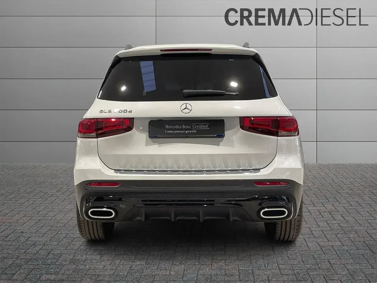 Usata Mercedes GLB200 Premium 150 CV (110 kW) 2023 Bianco SUV