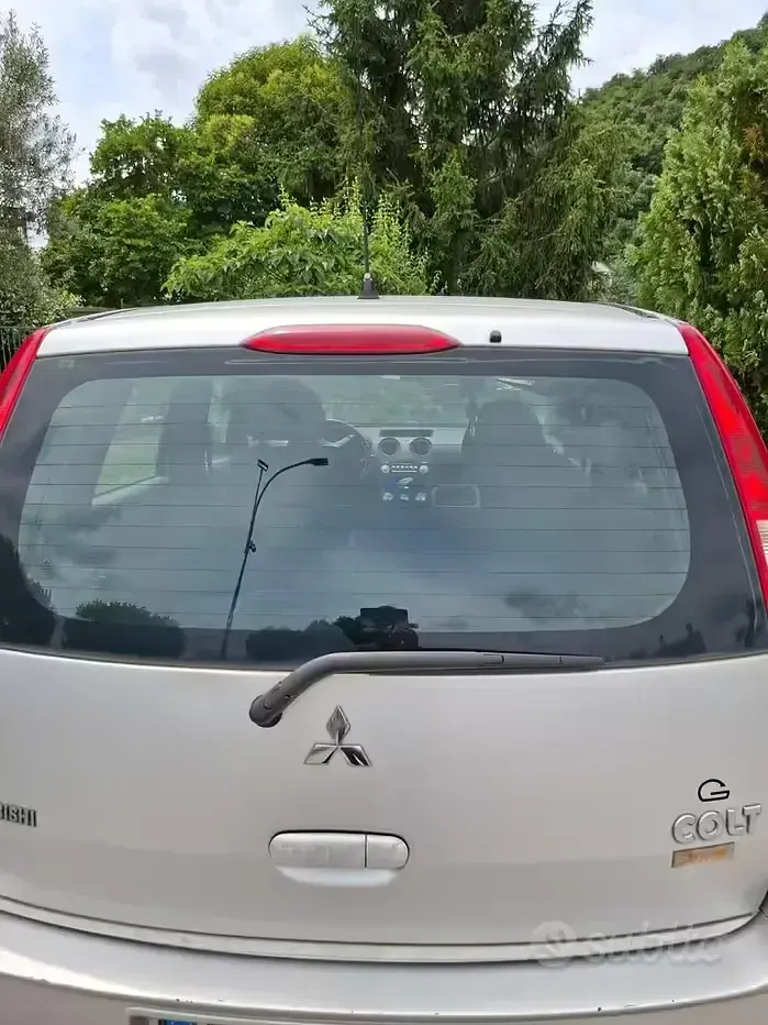 Usata Mitsubishi Colt 2008 Grigio Berlina