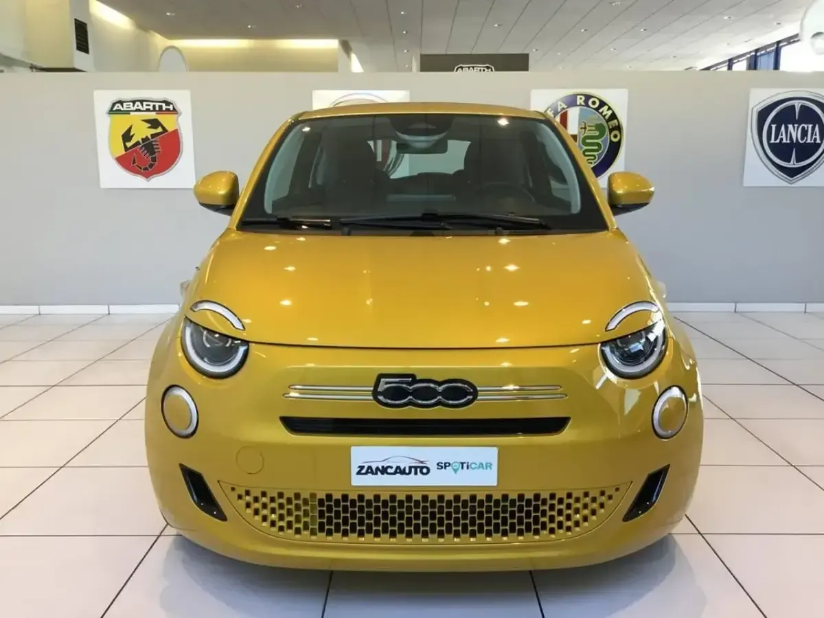 Nuova Fiat 500 65 CV (47 kW) 2026 Giallo Utilitaria