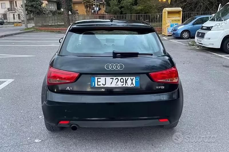 Usata Audi A1 86 CV (63 kW) 2010 Nero Utilitaria