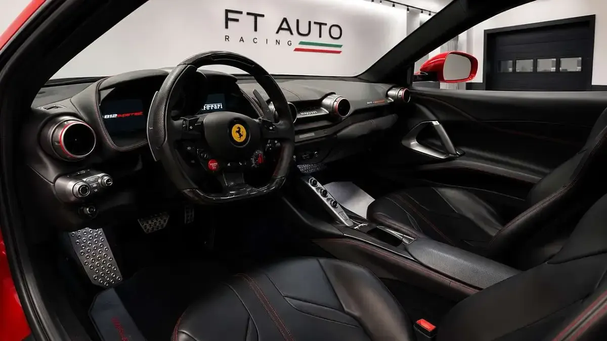 Usata Ferrari 812 799 CV (587 kW) 2019 Rosso Coupé