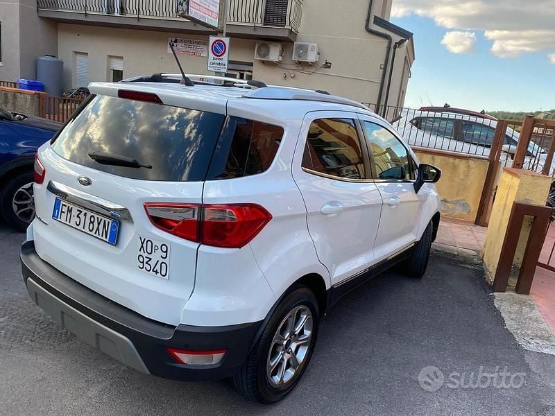 Usata 2018 Ford Ecosport SUV | 9999 € (Buon prezzo) - Immagine 1/4