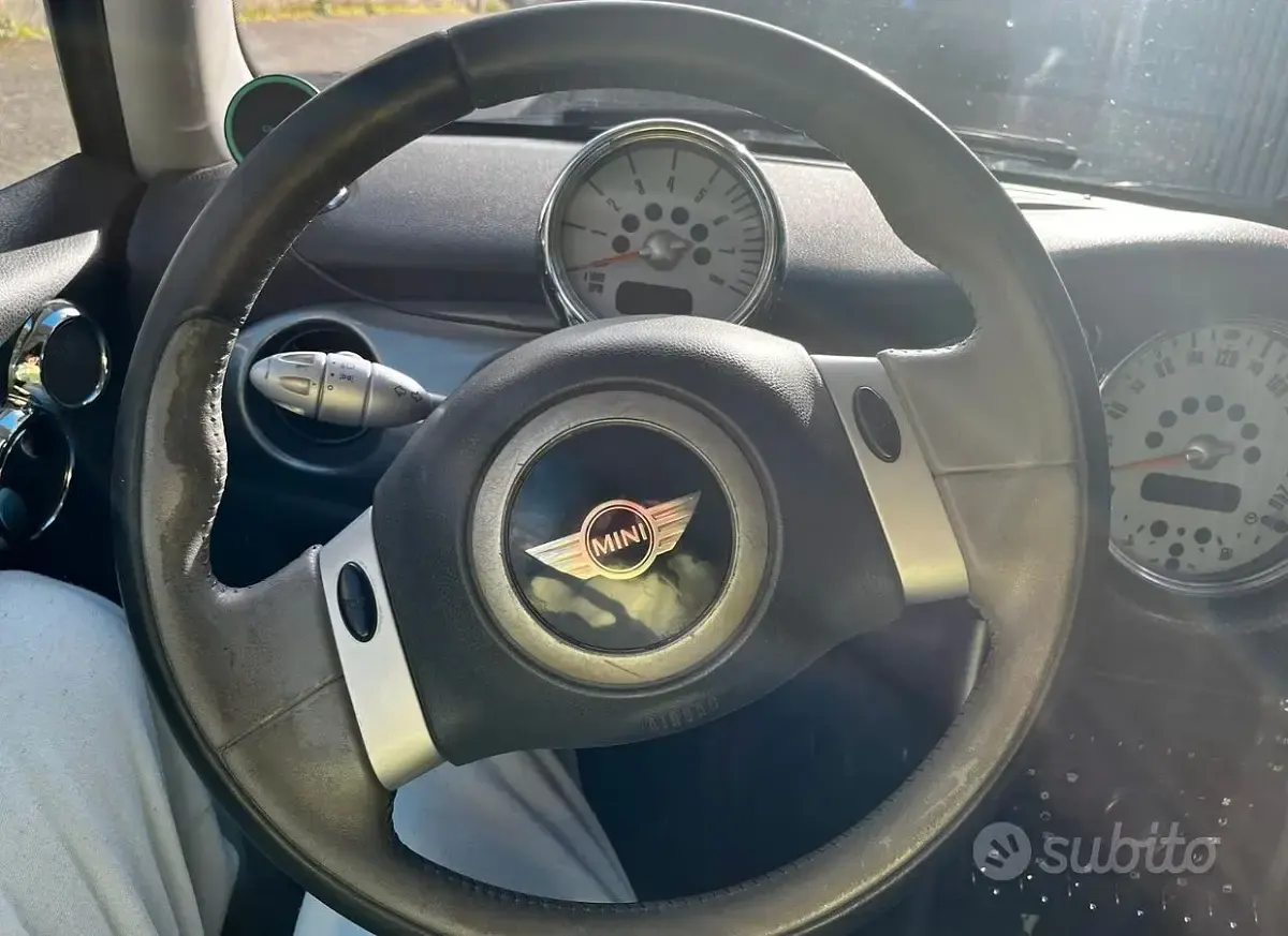 Usata Mini ONE 90 CV (66 kW) 2006 Grigio Utilitaria