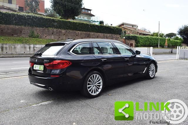 Usata BMW 520 Luxury Line 190 CV (139 kW) 2018 Nero Station wagon