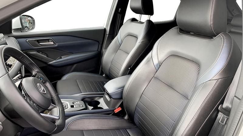 Usado Nissan Qashqai Tekna 140 HP (102 kW) 2023 Branco SUV