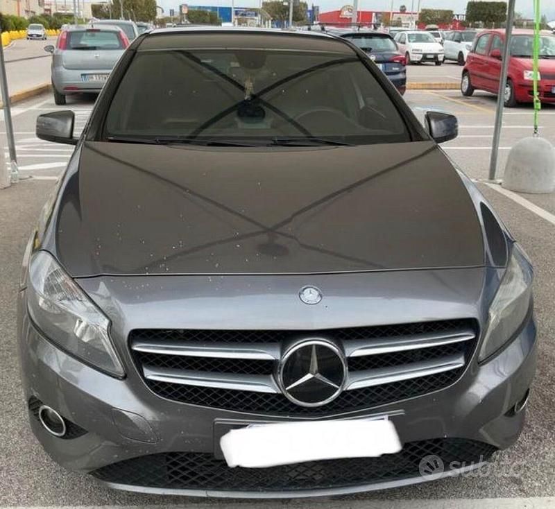 Usata Mercedes A180 Executive 109 CV (80 kW) 2013 Grigio Berlina