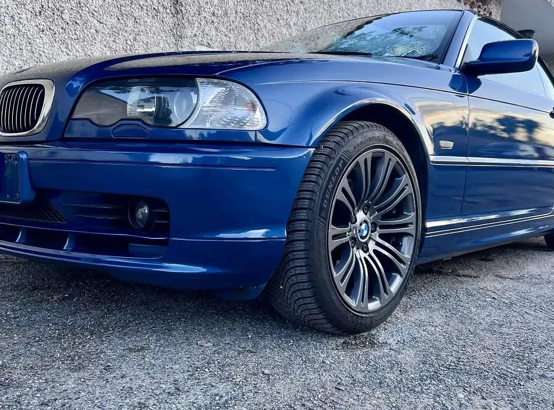 Usata BMW 320 Cabriolet 170 CV (125 kW) 2002 Cabrio