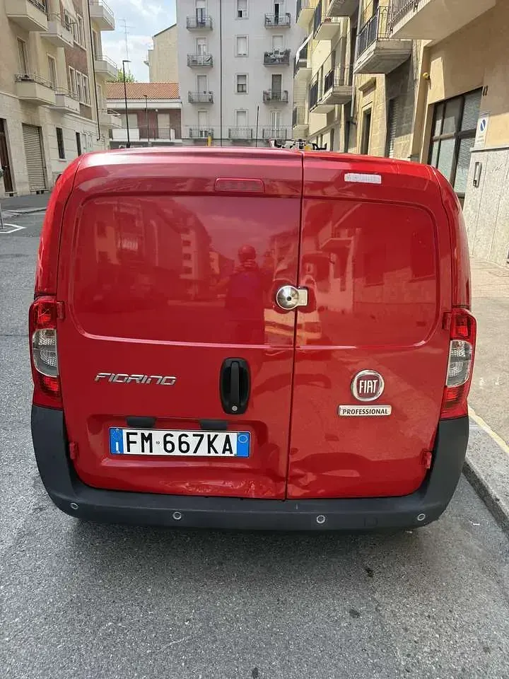 Usata Fiat Fiorino 95 CV (69 kW) 2017 Rosso Monovolume
