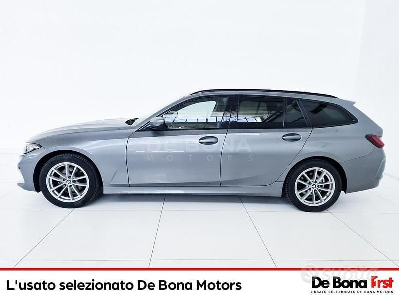 Usata BMW 320e Comfort Edition 2023 Grigio Station wagon