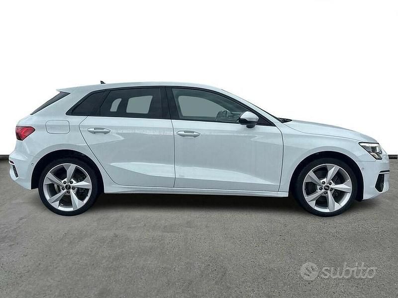 Usata Audi A3 Advanced Plus 150 CV (110 kW) 2021 Bianco ghiaccio metallizzato Berlina