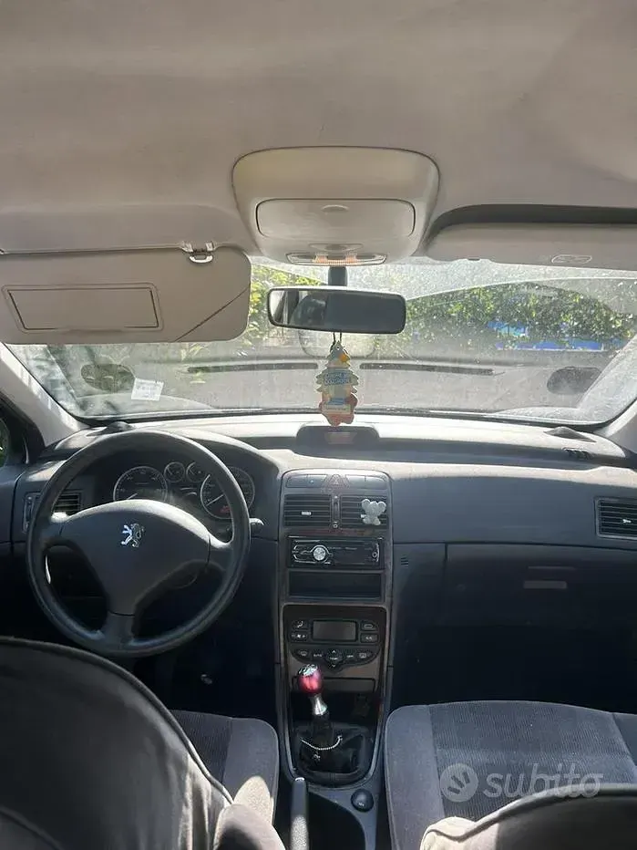 Usata Peugeot 307 109 CV (80 kW) 2004 Grigio Utilitaria