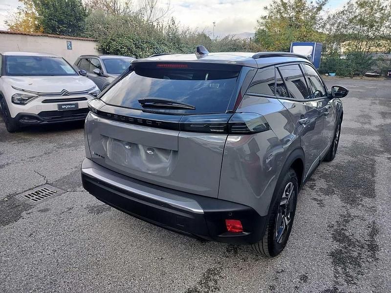Usata Peugeot e-2008 Allure 56 kW (77 CV) 2024 Grigio SUV