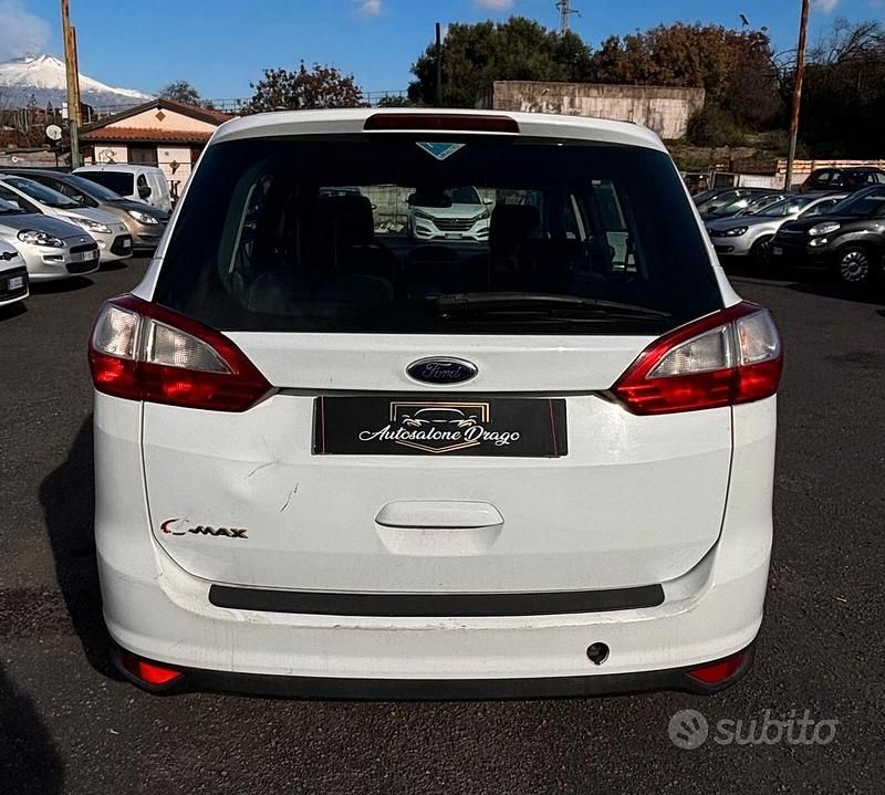 Usata Ford C-MAX Titanium 120 CV (88 kW) 2015 Bianco Monovolume