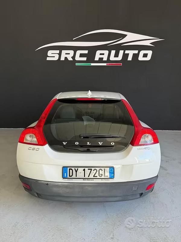 Usata Volvo C30 R-Design 108 CV (79 kW) 2009 Bianco Utilitaria