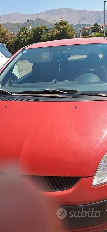 Usata 2008 Mitsubishi Colt Due volumi | 1500 € (Super prezzo) - Immagine 1/4