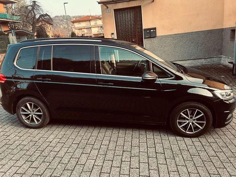 Usata VW Touran Highline 140 CV (102 kW) 2018 Monovolume