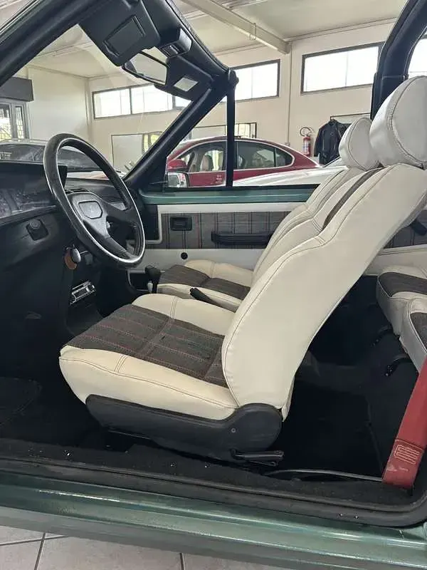 Usata Peugeot 205 Roland Garros 75 CV (55 kW) 1993 Cabrio