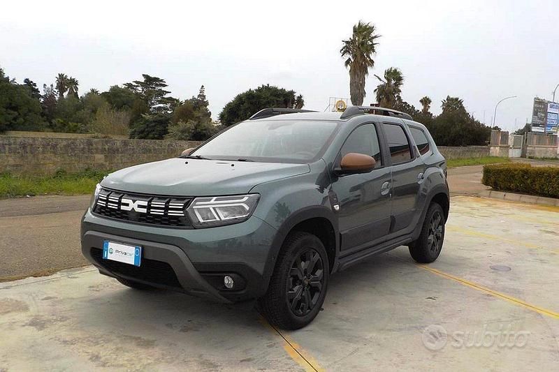 Verde Usata 2023 Dacia Duster Extreme Station wagon | 17.390 € (Buon prezzo) - Immagine 1/4