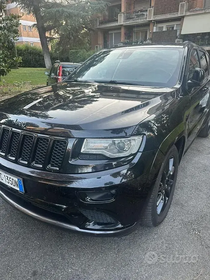 Usata Jeep Grand Cherokee Summit 250 CV (183 kW) 2016 Nero SUV