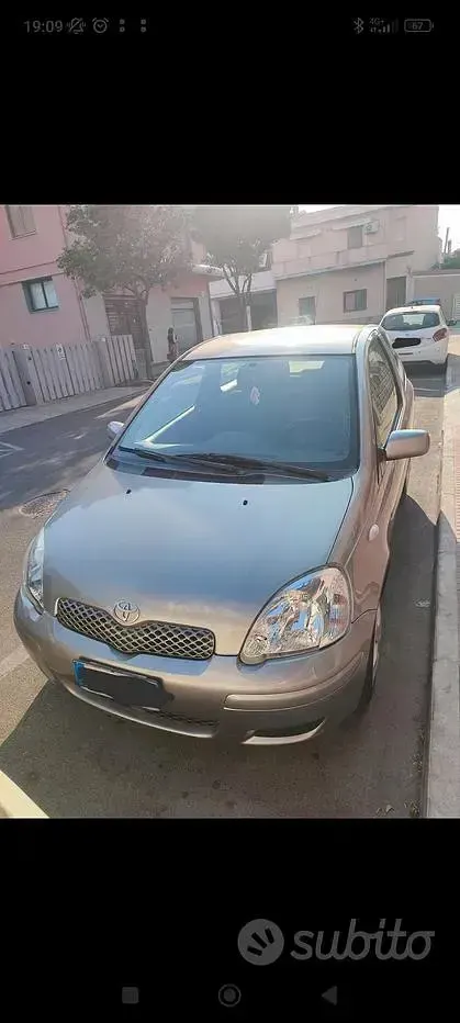 Usata Toyota Yaris 65 CV (47 kW) 2003 Berlina