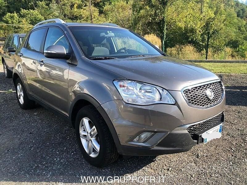 Giallo Usata 2012 Ssangyong (KGM) Korando SUV | 4500 € (Buon prezzo) - Immagine 1/4