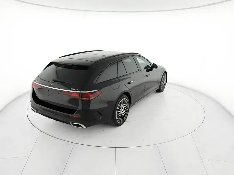 Nuova Mercedes 300 Advanced Plus 313 CV (230 kW) 2026 Nero Station wagon