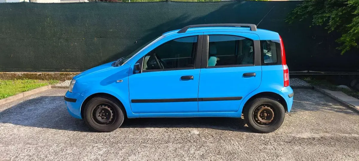 Usata Fiat Panda Dynamic 60 CV (44 kW) 2004 Blu/azzurro Utilitaria