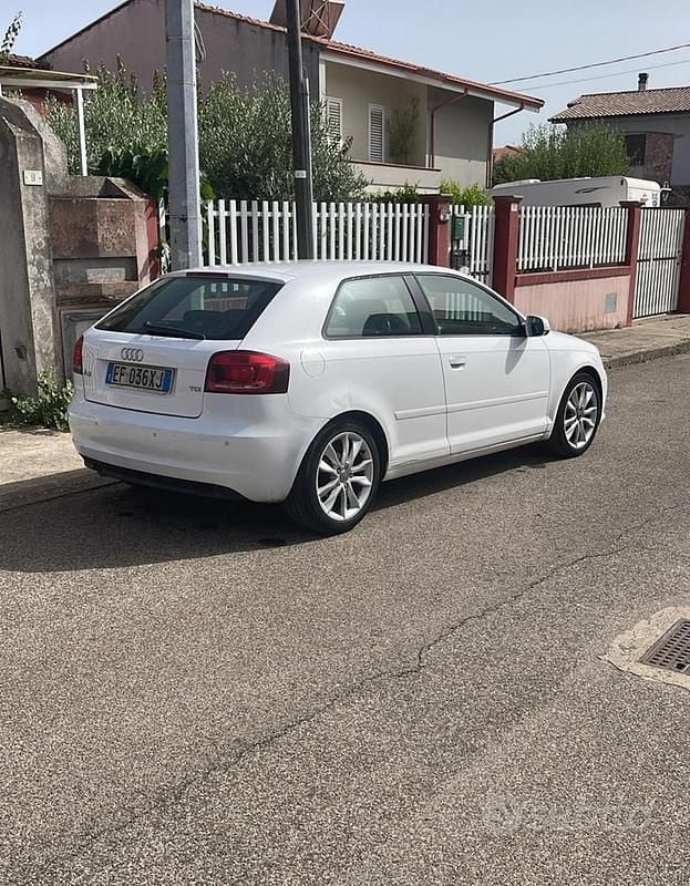 Usata Audi A3 140 CV (102 kW) 2011 Bianco Utilitaria