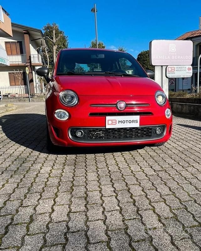 Usata Fiat 500 Collezione 95 CV (69 kW) 2018 Rosso Berlina
