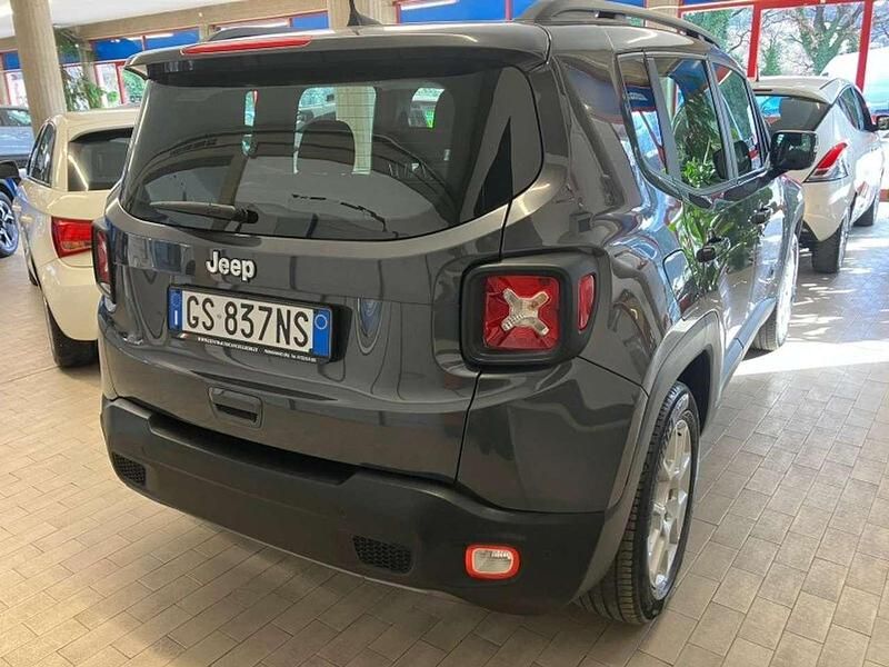 Usata Jeep Renegade Limited 131 CV (96 kW) 2024 Grigio metallizzato SUV
