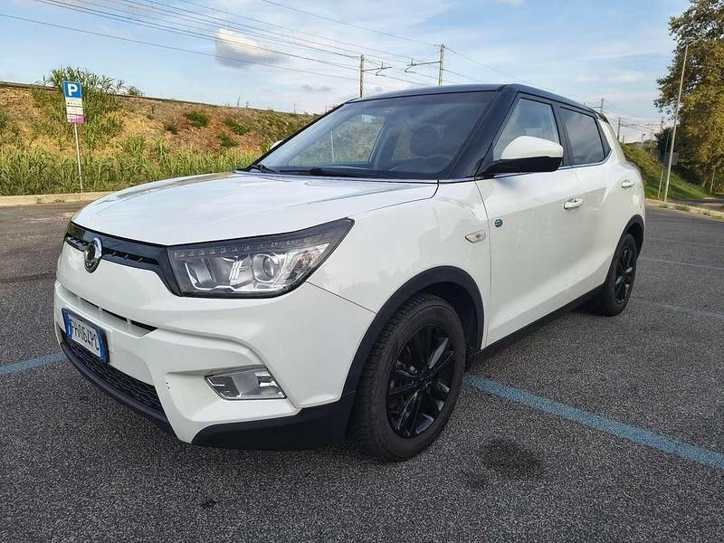Usata 2018 Ssangyong (KGM) Tivoli SUV | 8600 € (Ottimo prezzo) - Immagine 1/4
