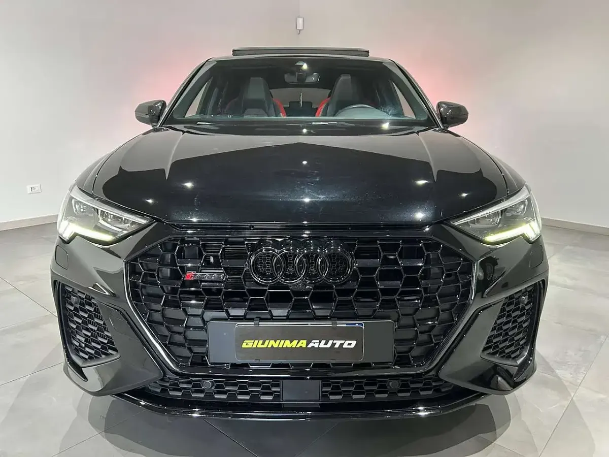 Usata Audi RS Q3 Sportback Ambiente 400 CV (294 kW) 2021 Nero SUV