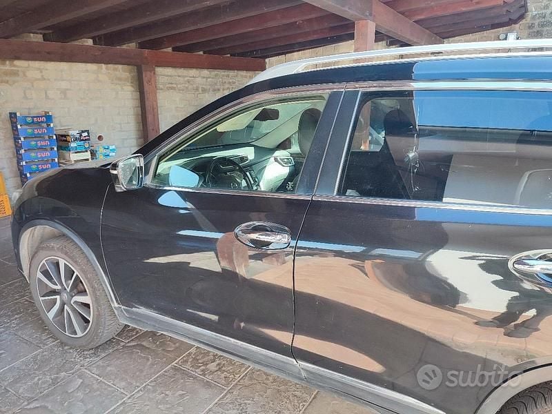Usata Nissan X-Trail Tekna 131 CV (96 kW) 2016 Nero SUV