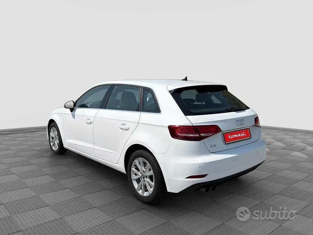 Usata Audi A3 Business 150 CV (110 kW) 2020 Bianco Berlina