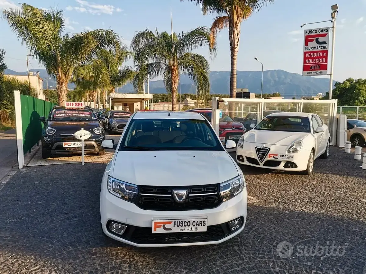 Usata Dacia Sandero Comfort 75 CV (55 kW) 2019 Bianco Berlina
